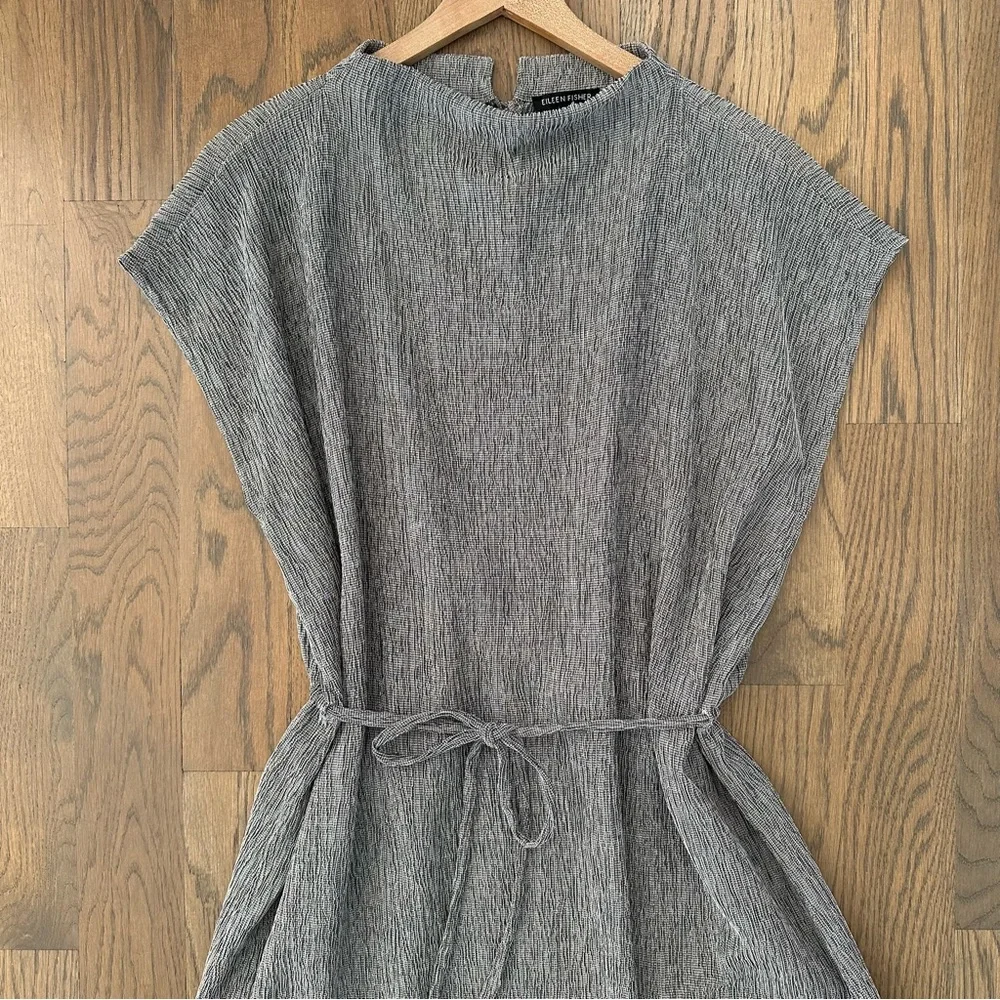 Eileen Fisher Woven Plissé Funnel Neck Full Length Dress in Grey Large